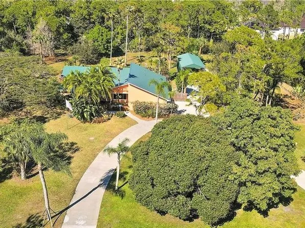 10941 SW Hawkview Cir, Stuart, FL 34997