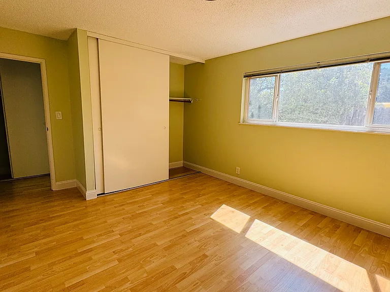 1855 Trinity Ave #9 — Photo 7