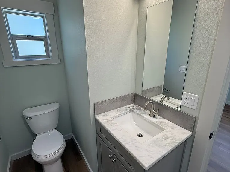 805 Boxwood Ln SE — Photo 15