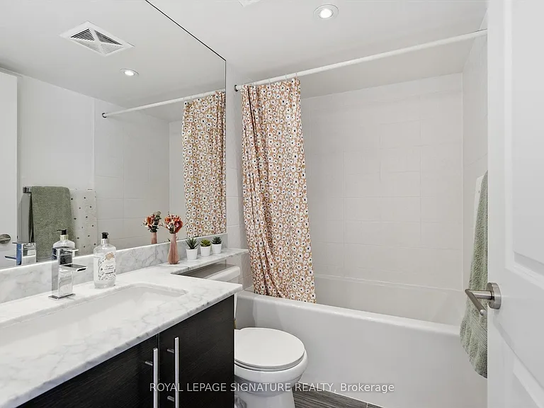 125 Western Battery Rd #1516 — Photo 22
