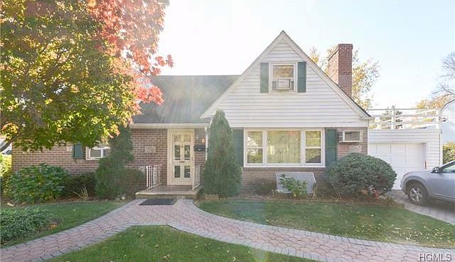 1st image of 8 Oxford Ave