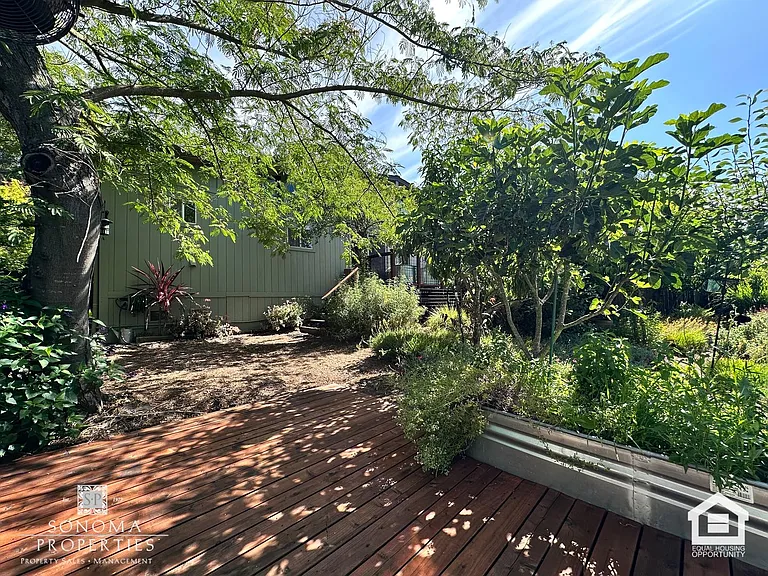 417 Brazil St — Photo 27