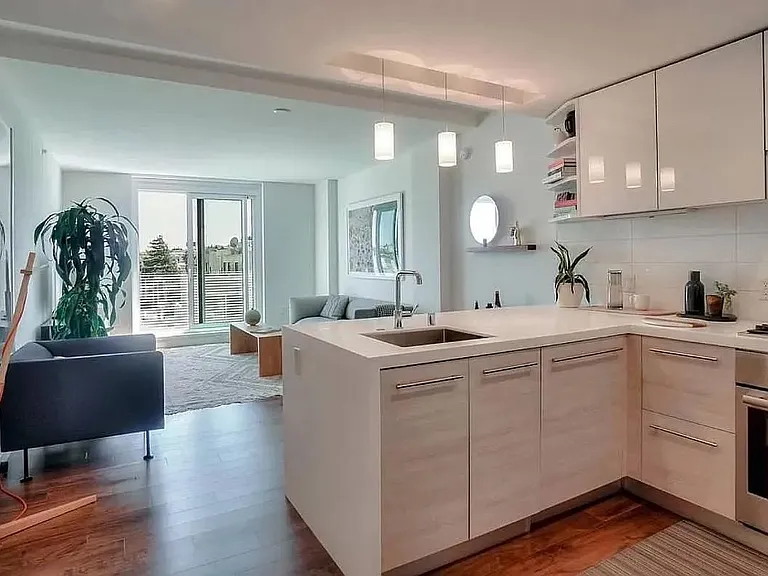 555 Fulton St #426 — Photo 3