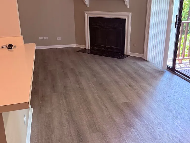 5S470 Scots Dr #D — Photo 5