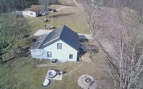 3rd image of 993 Tolliver Rd