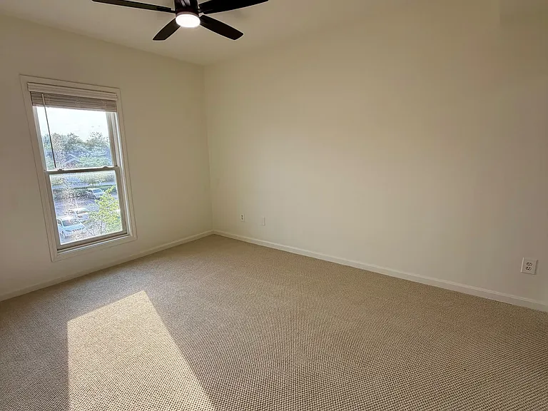 10639 Meeting St #304 — Photo 10