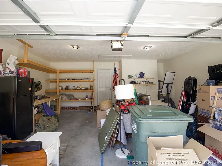 112 Raymond St — Photo 41