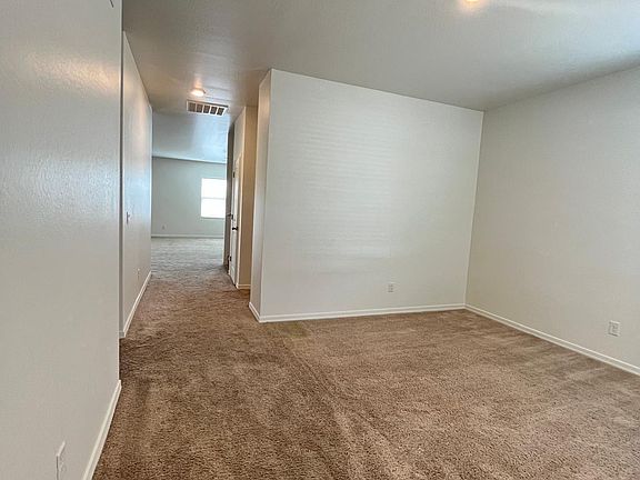 4th image of 19577 W Badgett Ln