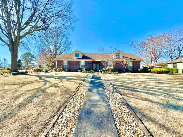 321 Crestwood Dr, Florence, AL 35633