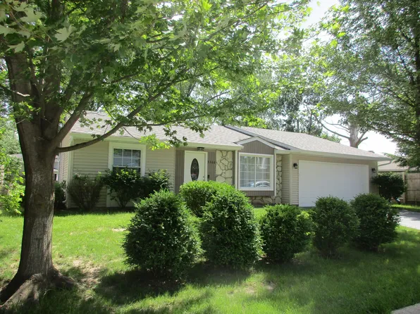 3366 Windsor Ln, Joliet, IL 60431