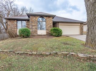 2596 W Buena Vista St, Springfield, MO 65810