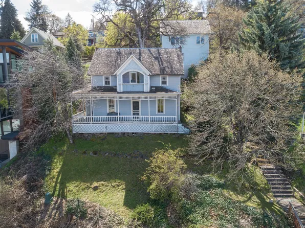 1 State St, Hood River, OR 97031