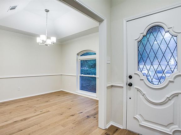 3rd image of 7409 Salzburg Dr