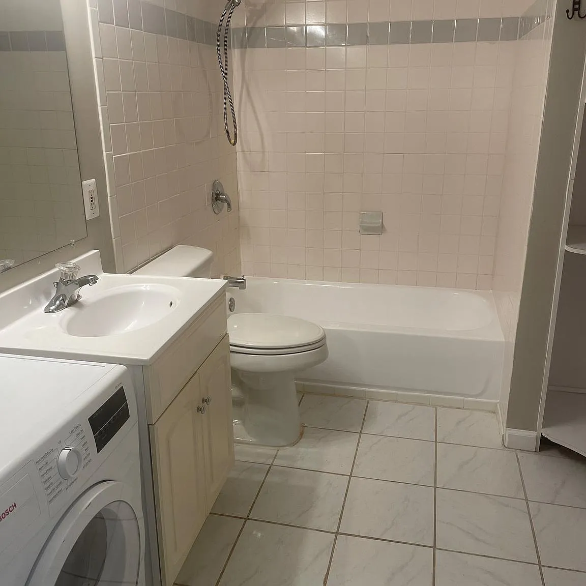 2 bed, 1.0 bath, $2,100 — Photo 3