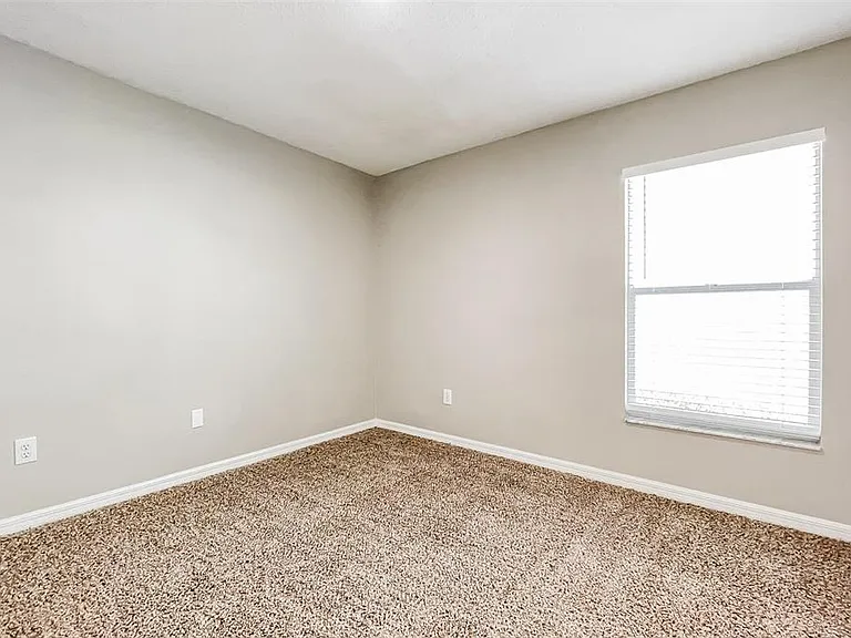 2162 Brandon Park Cir — Photo 44