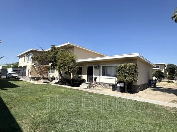560 S Richmond Ave APT 4, Hanford, CA 93230