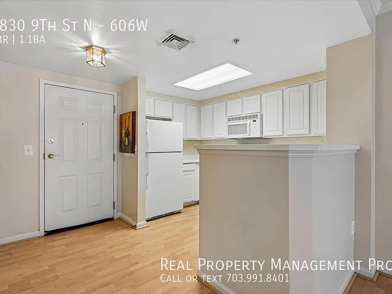 3830 9th St N #606W — Photo 5