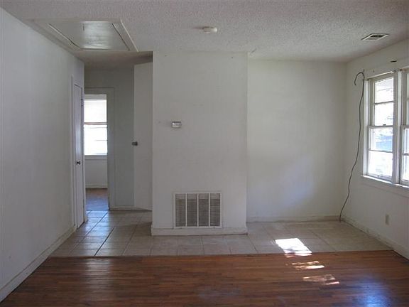 2230 Aberdeen, Memphis, TN 38127