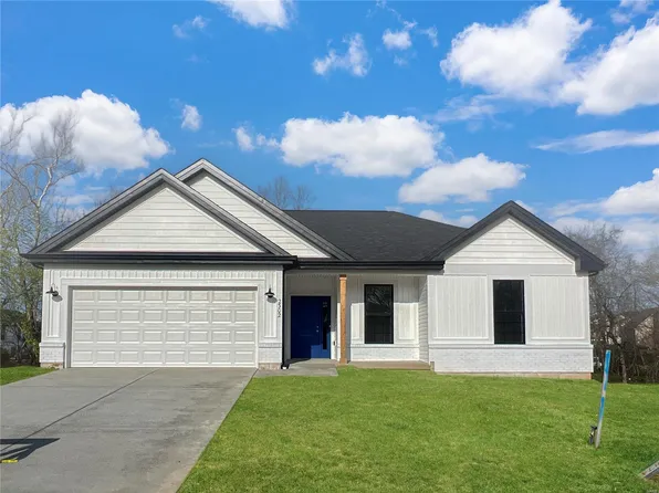 2302 Clare Ct #74-STB, Washington, MO 63090