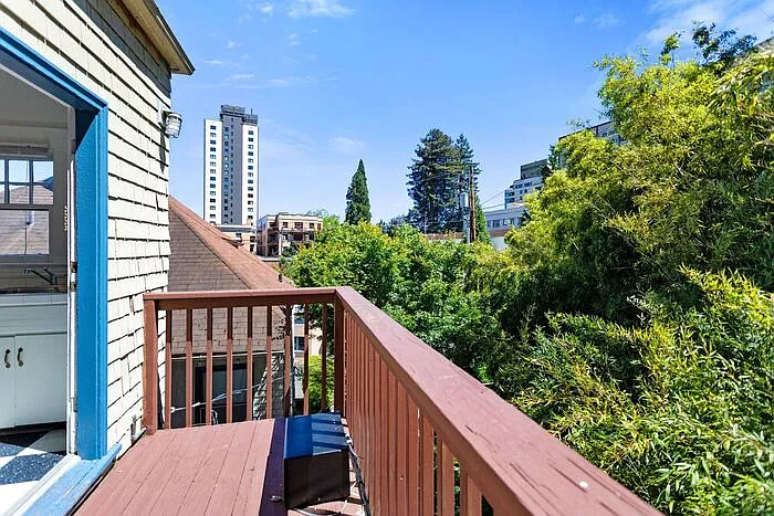 801 SW Green Ave — Photo 31