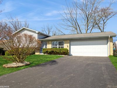 215 Red Bridge Rd, Lake Zurich, IL, 60047