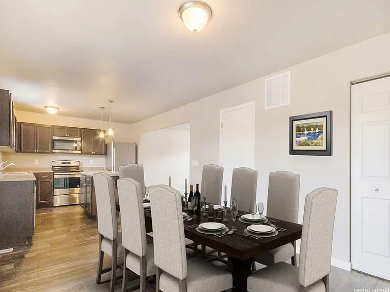 2315 Sagebrush St — Photo 3