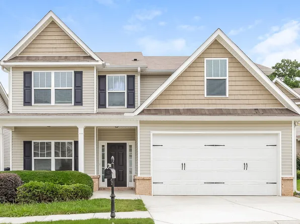 326 Crescent Woode Dr, Dallas, GA 30157