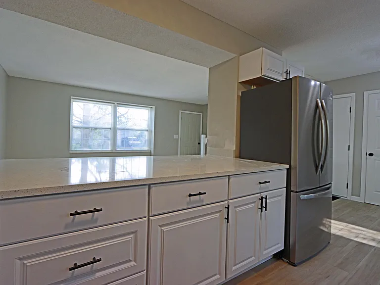 1686 Jupiter Ave — Photo 15