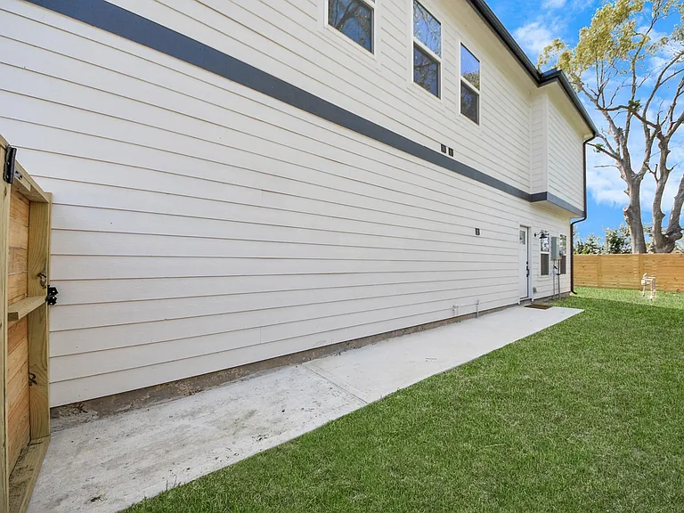 4717 Talina Way #B — Photo 3