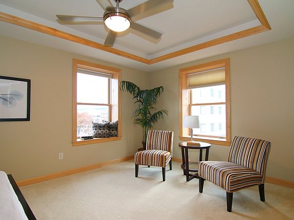 5th image of 123 W Washington Ave Unit 808