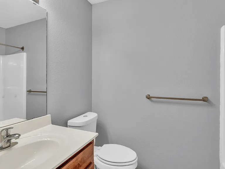 TH4 Bathroom