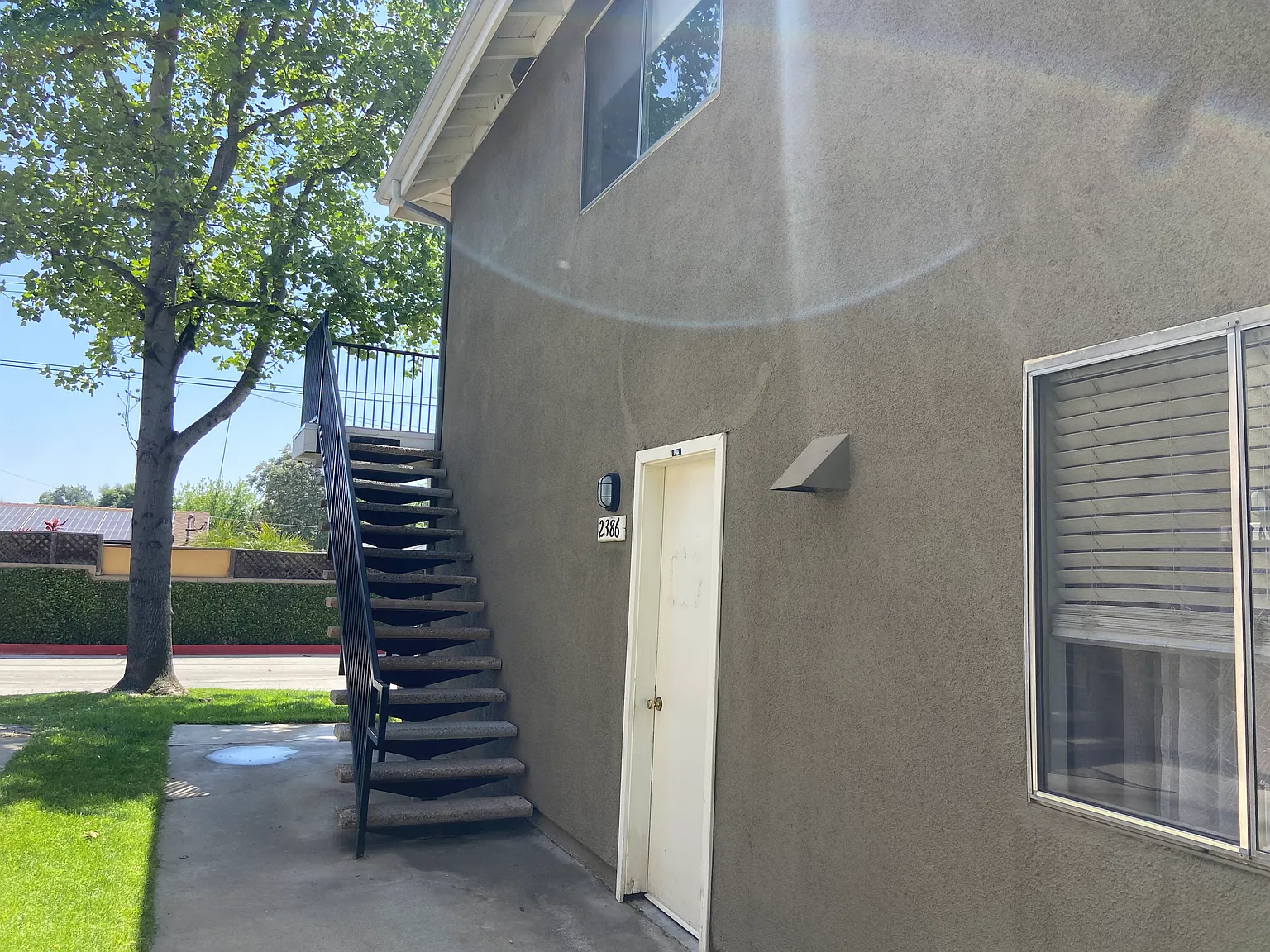 2 bed, 771 sqft, $2,350 — Photo 3