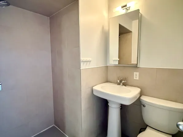 302 2nd Street image 9 of 11