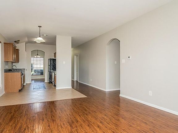 4th image of 8517 Three Bars Dr
