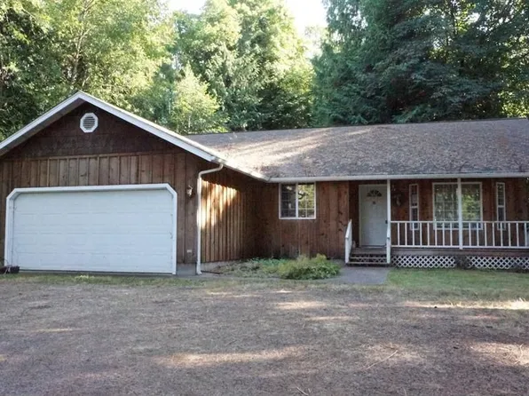 1556 Columbia St, Cathlamet, WA 98612