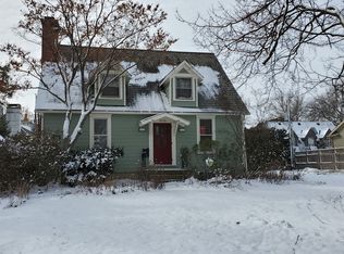 1109 W Charles St, Champaign, IL 61821