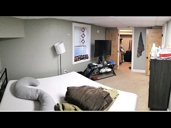 3rd image of 540 McLeod Ave
