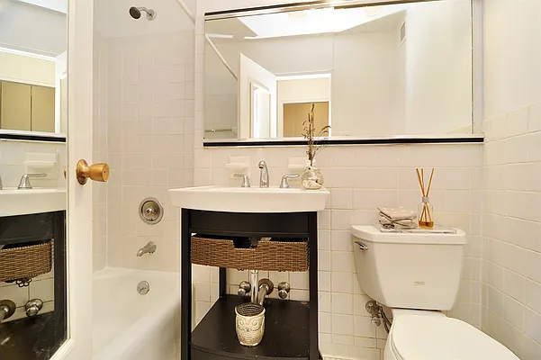 Rented by Corcoran | media 16