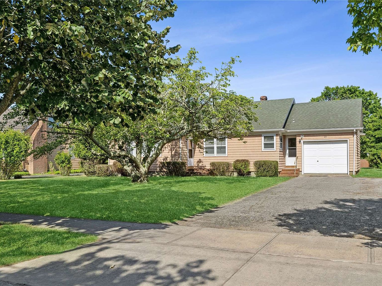 29 S Phillips Avenue, Speonk, NY 11972 Zillow