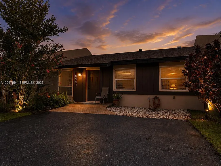 10953 SW 122nd Ct — Photo 29