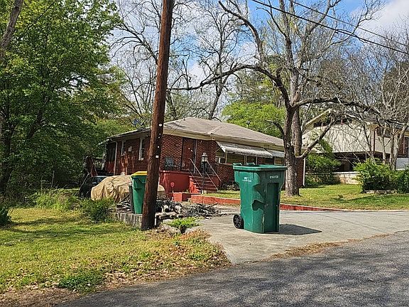 3rd image of 5593 Alder Dr