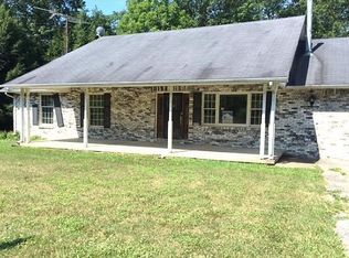 31 Lewis Ln, West Liberty, KY 41472