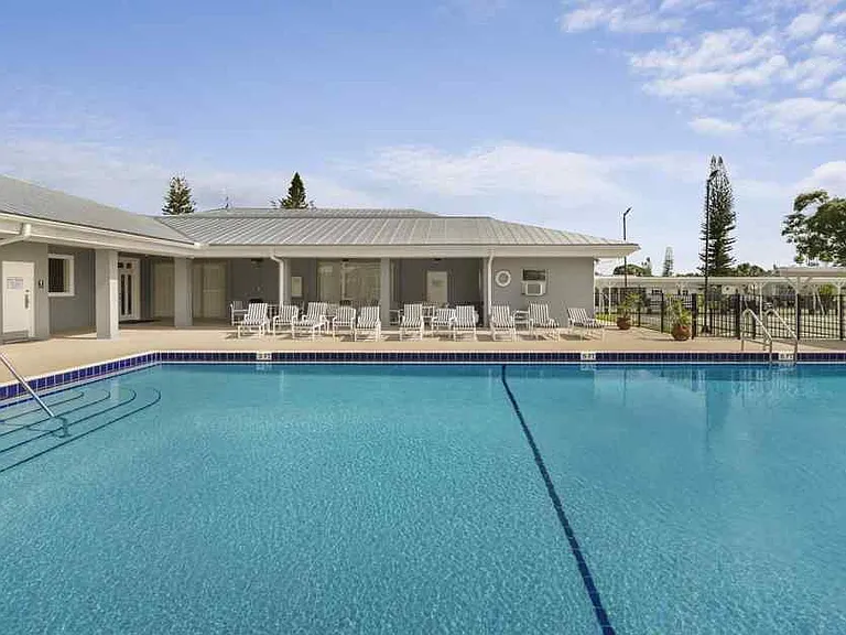 Sandhill Shores — Photo 1