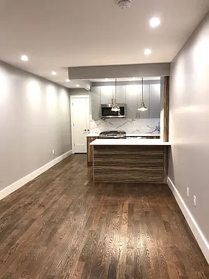 Rented by null | media 10