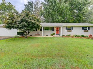 216 Pat Rd, Knoxville, TN 37922