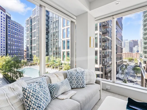 135 Seaport Blvd #705, Boston, MA 02210