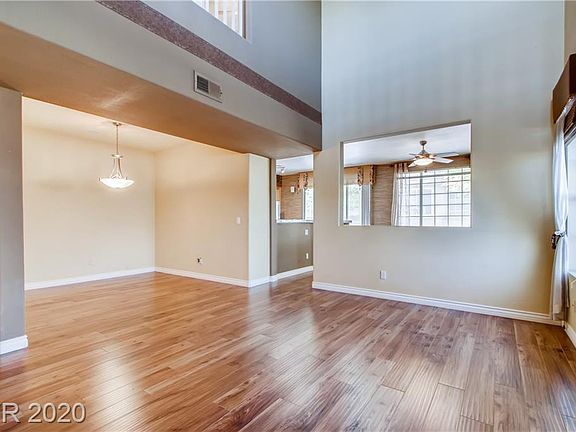 4th image of 9901 Trailwood Dr APT 1040