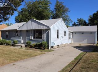 1474 Mark St, Flint, MI 48507