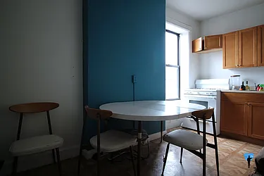 Rented by Next Door Realty NYC