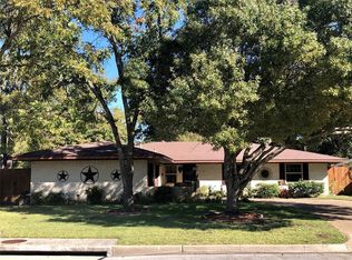 1017 McKinney St, Arlington, TX 76012